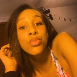 Meet your Posher, Kylie j